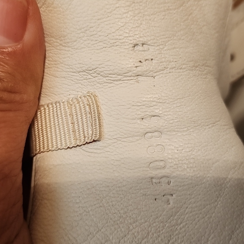 GUCCI Bambi Sneakers GG Signature Monogram - Picture 16 of 16